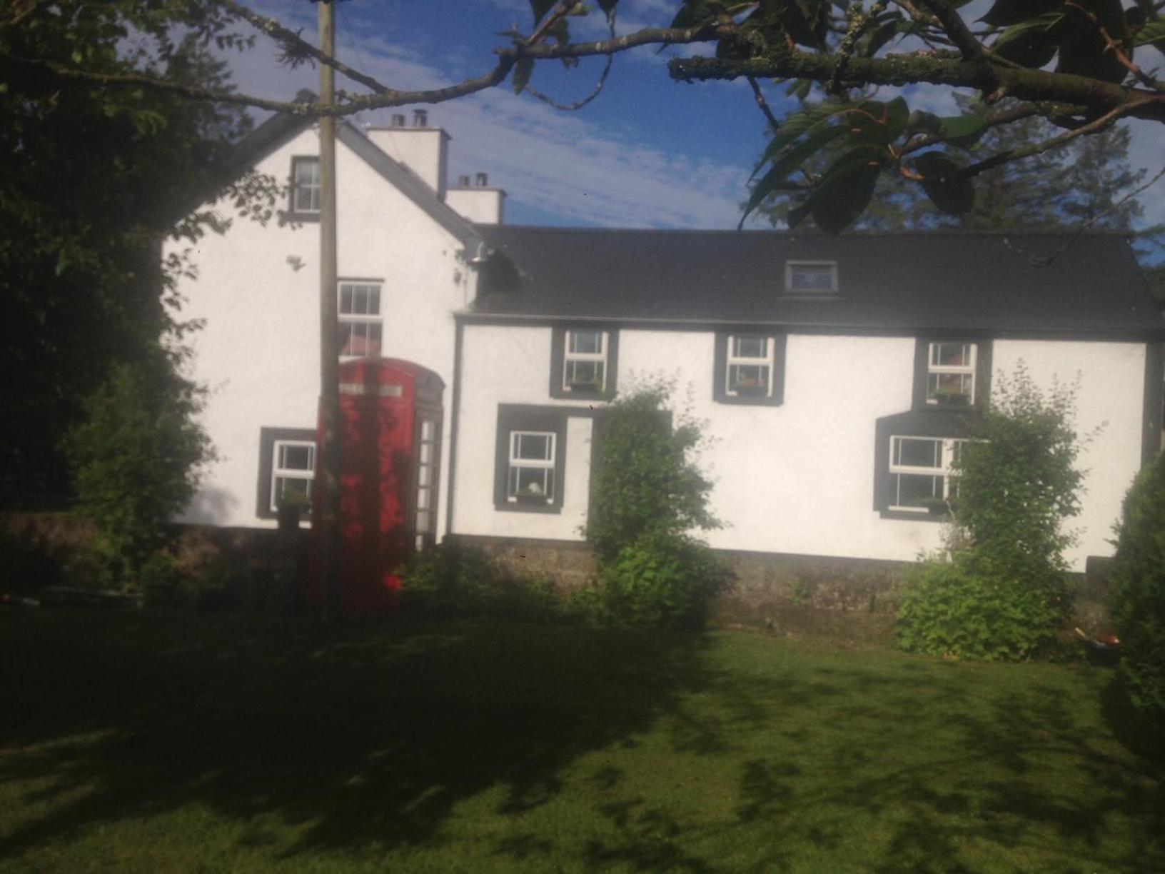The Old Post Office Lodge Enniskillen Exterior foto